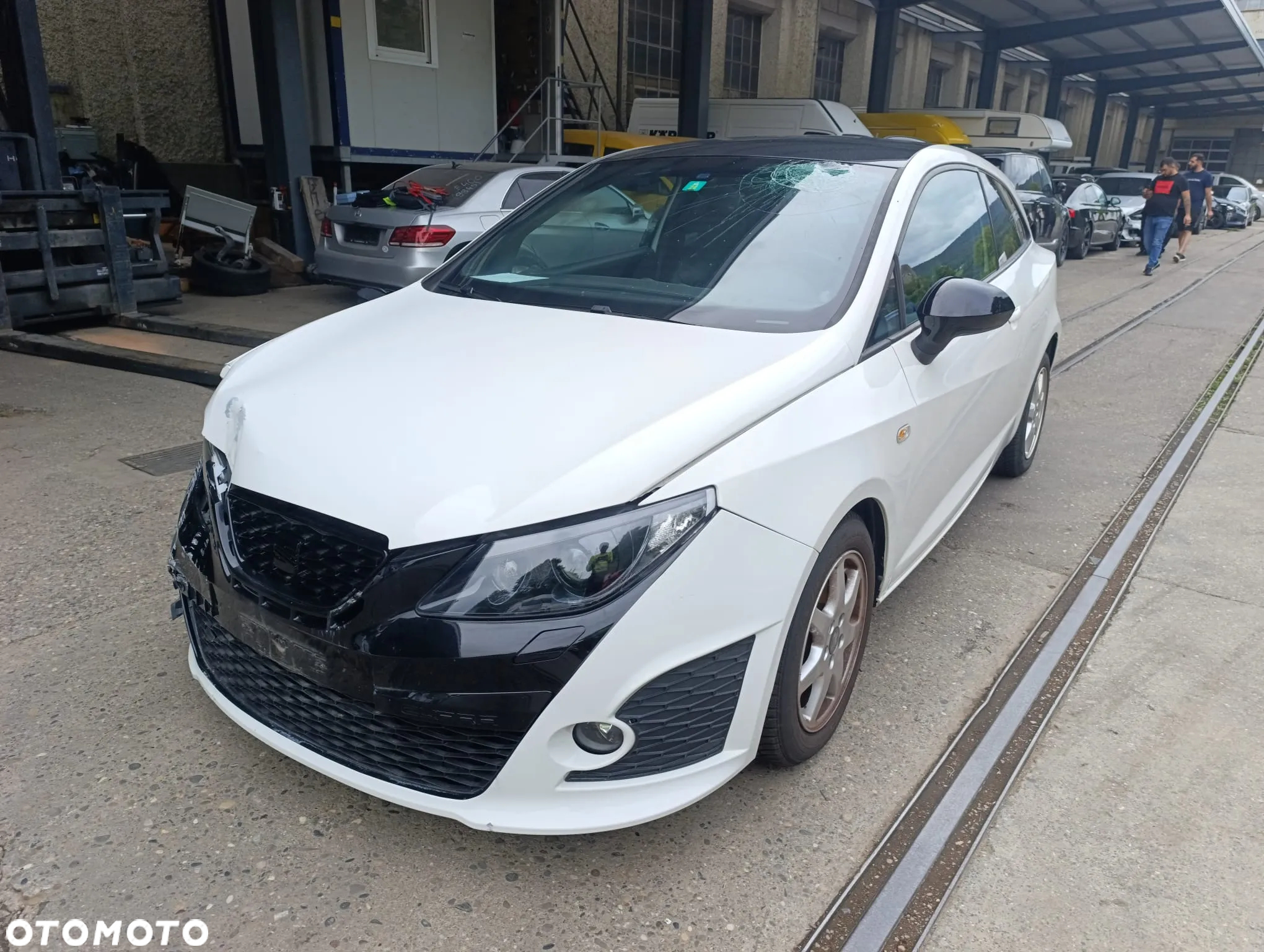 Seat Ibiza SC 1.4 TSI Cupra DSG - 4