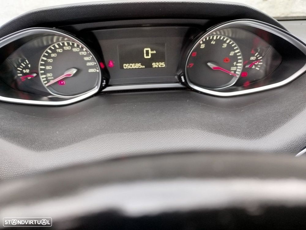 Peugeot 308 SW 1.2 PureTech Allure J17 - 5