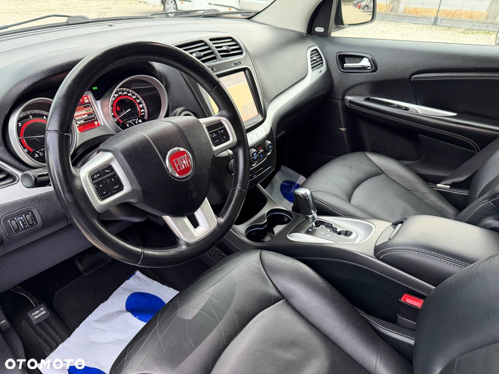 Fiat Freemont 2.0 Multijet 16V DPF Automatik Allrad Black Code - 16