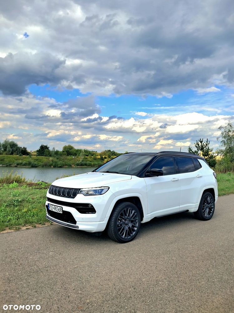 Jeep Compass - 12