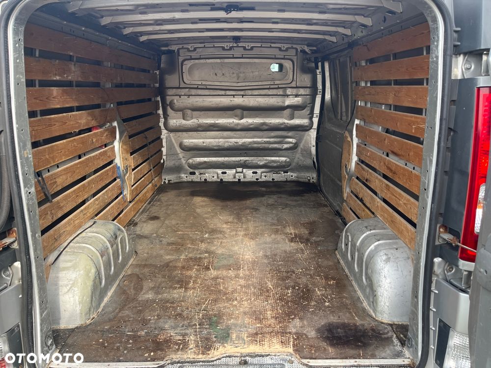 Opel VIVARO - 29