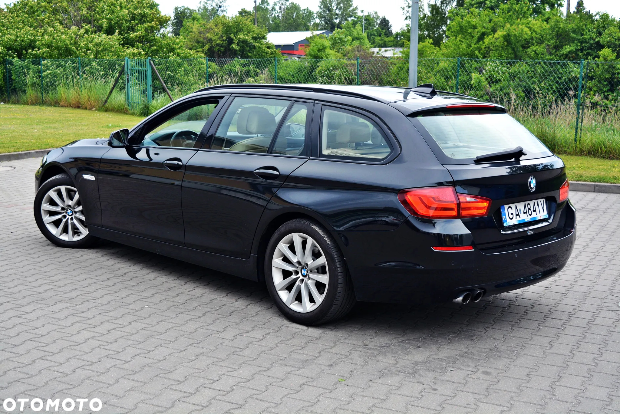 BMW Seria 5 520d Touring - 4