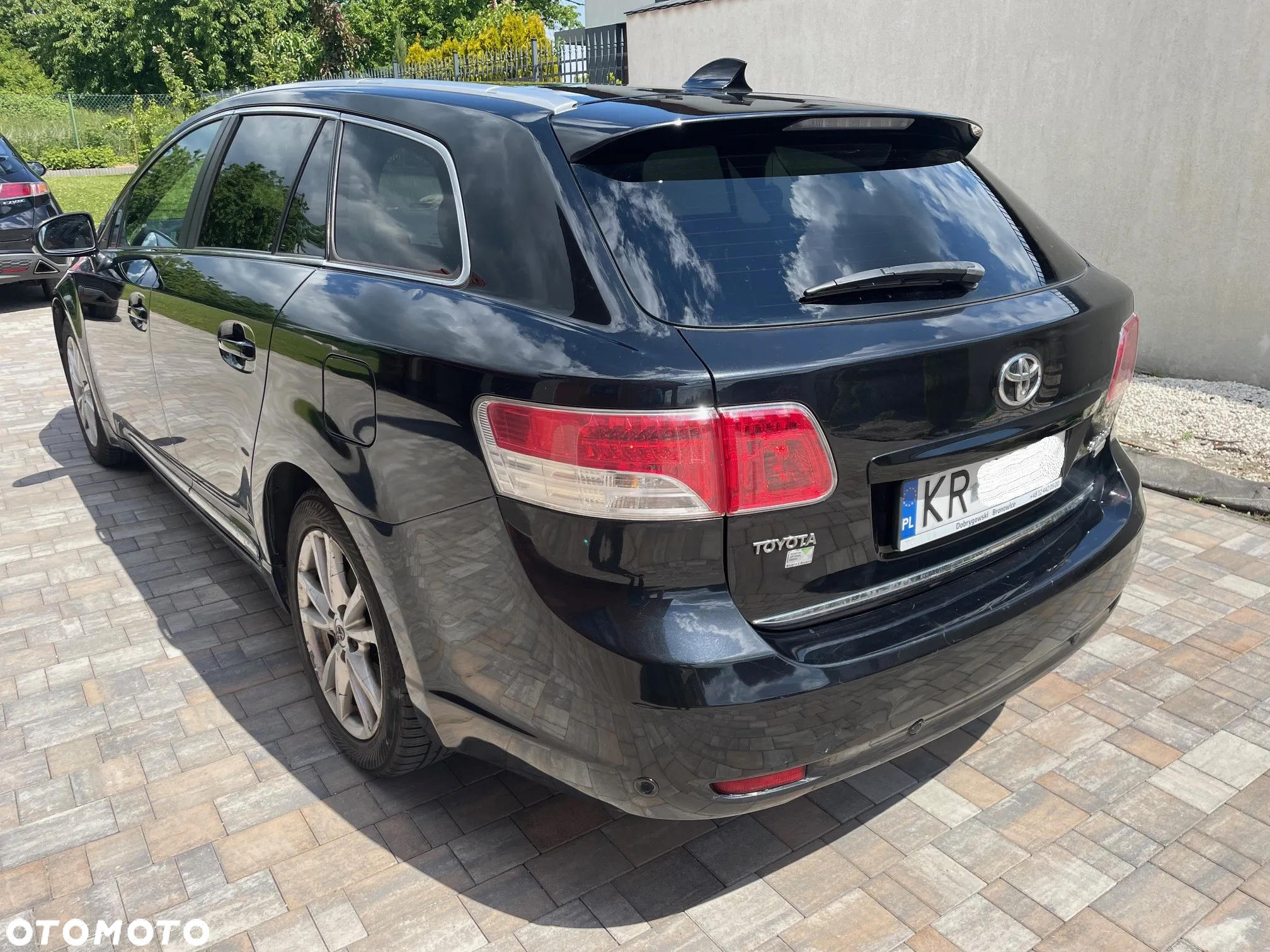 Toyota Avensis - 5