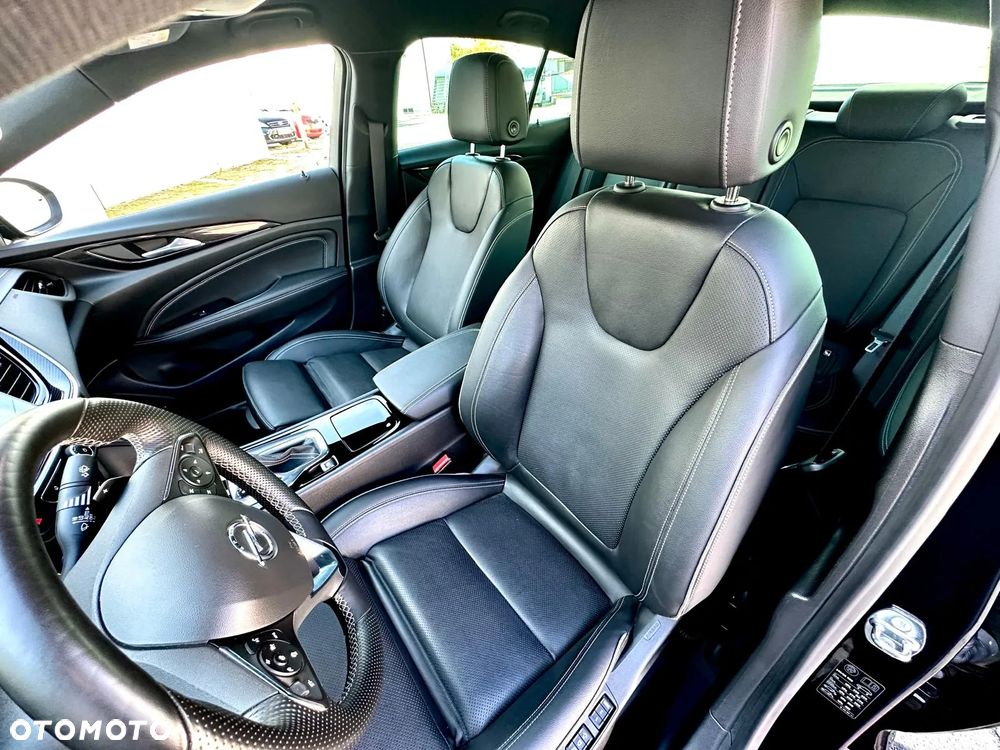 Opel Insignia Grand Sport2.0 Direct InjTurbo 4x4 Business Innovation - 18