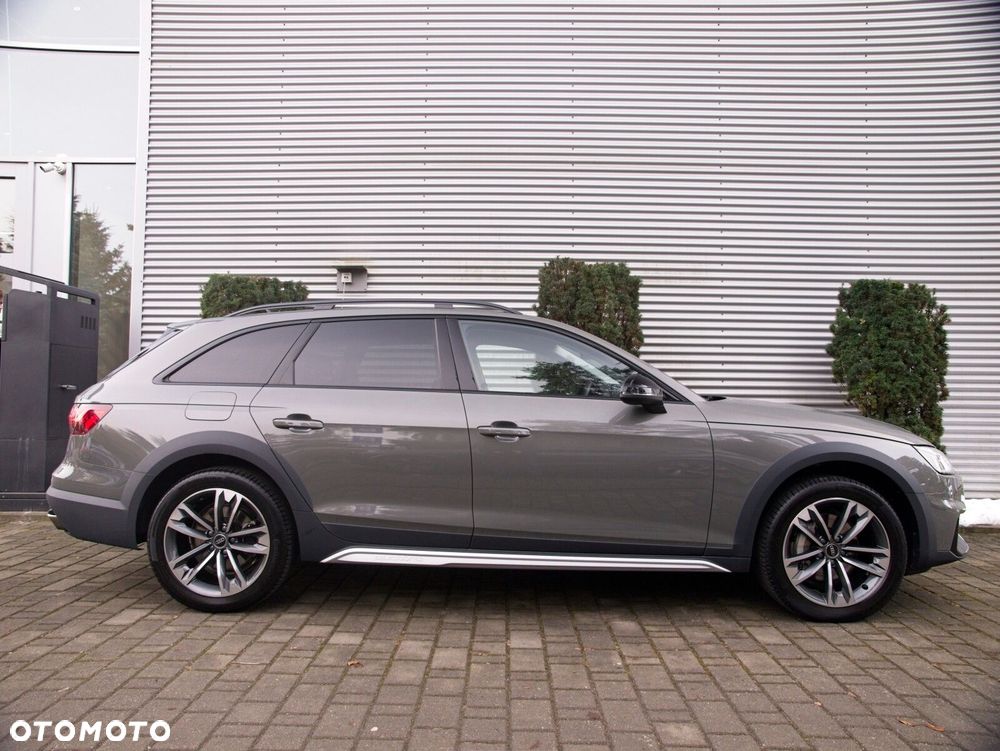 Audi A4 Allroad - 10