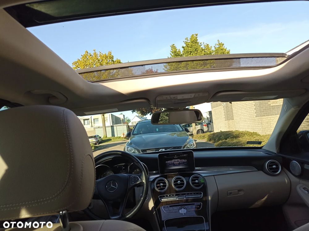 Mercedes-Benz Klasa C 300 7G-TRONIC - 11