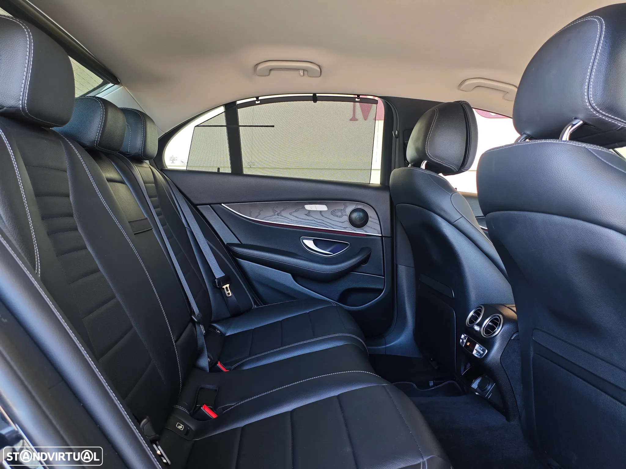 Mercedes-Benz E 300 de AMG Line - 42