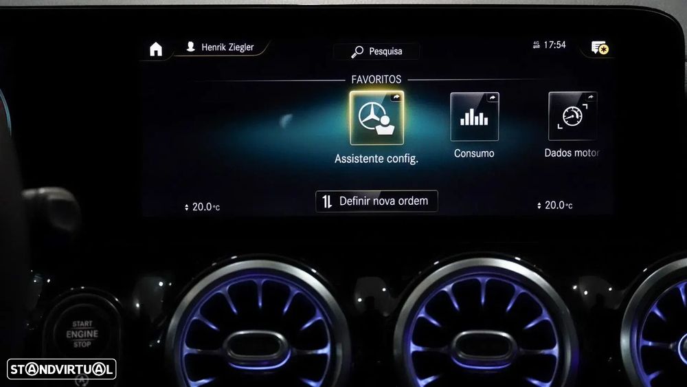 Mercedes-Benz GLA 200 d 8G-DCT Progressive Advanced - 31