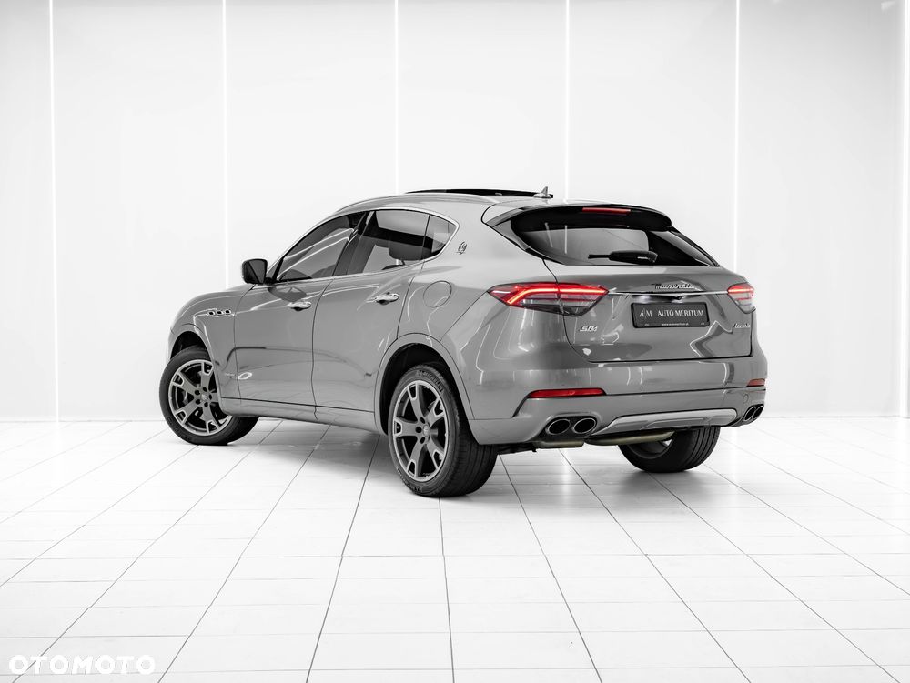 Maserati Levante - 4