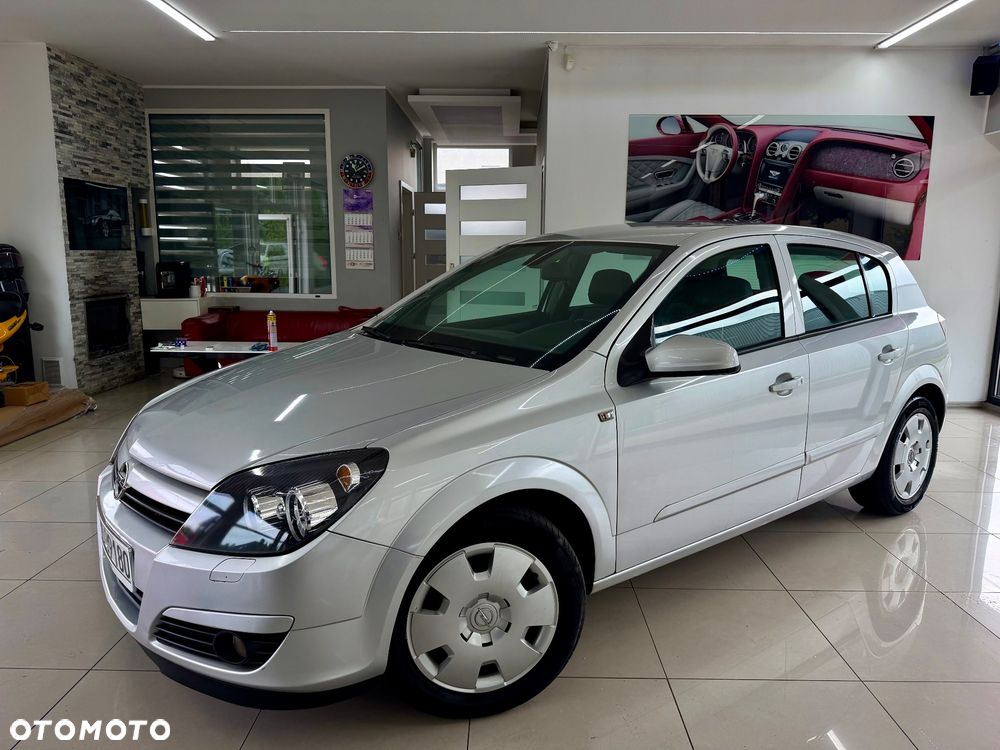 Opel Astra 1.6 Easytronic Cosmo - 2