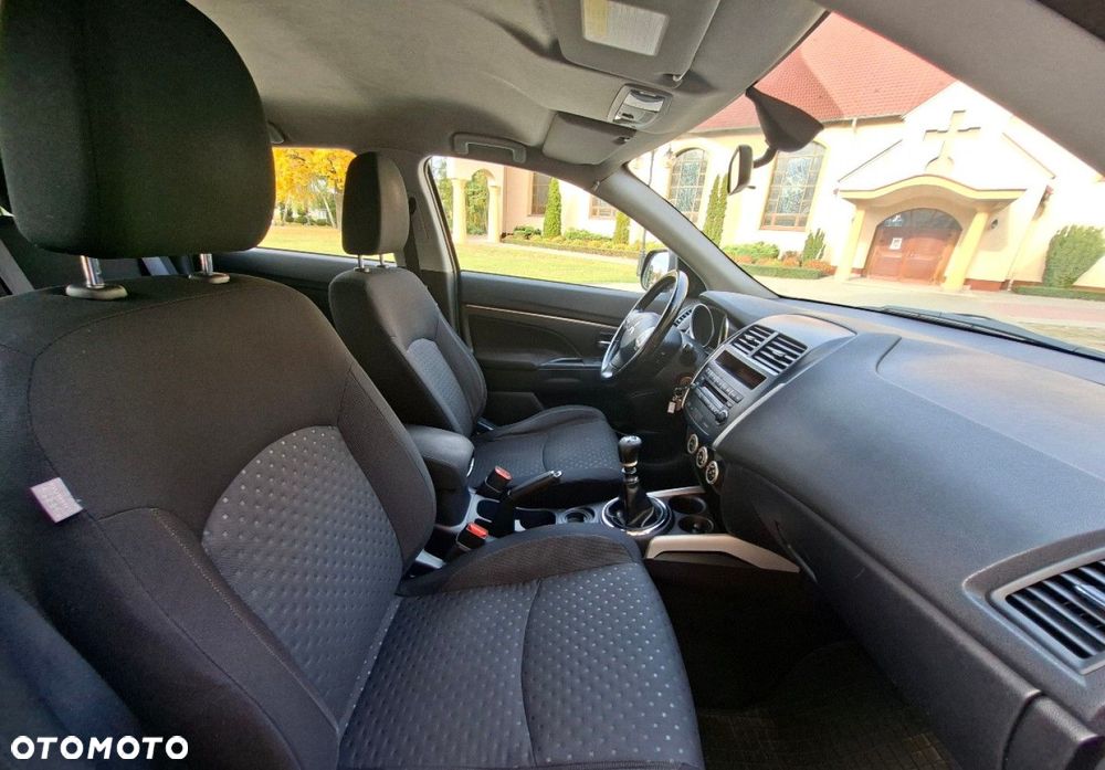 Mitsubishi ASX - 15