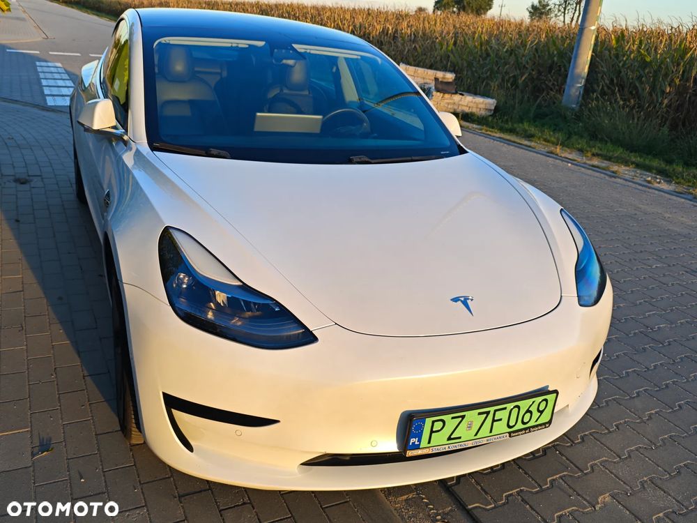 Tesla Model 3 Standard Range Plus - 13