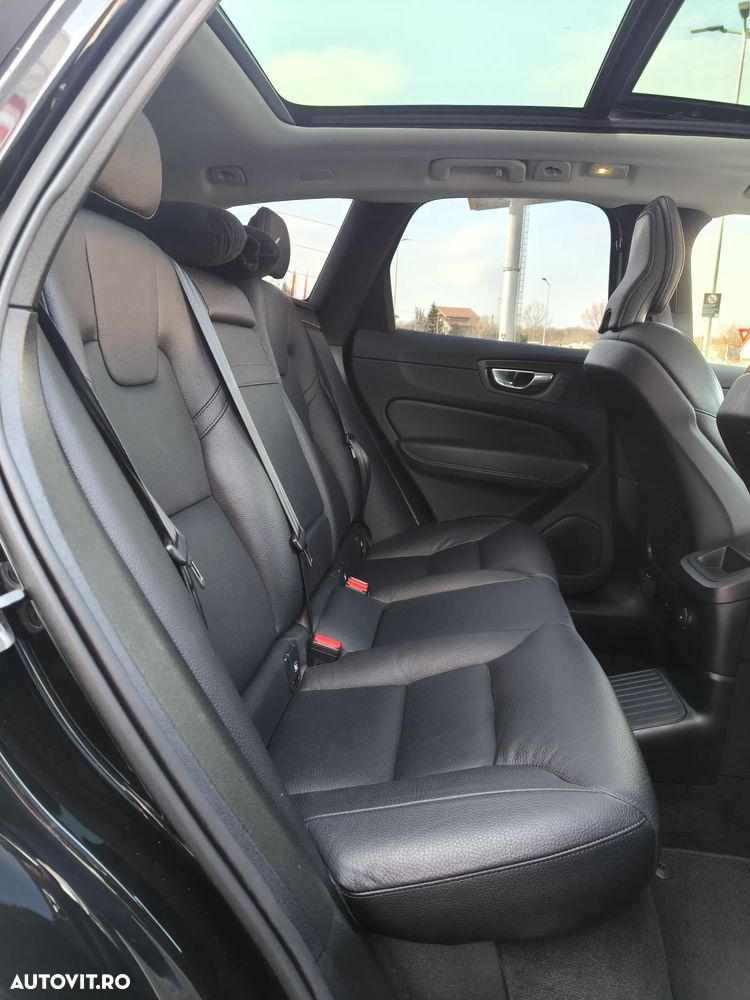 Volvo XC 60 T6 AWD Recharge Geartronic Inscription - 18