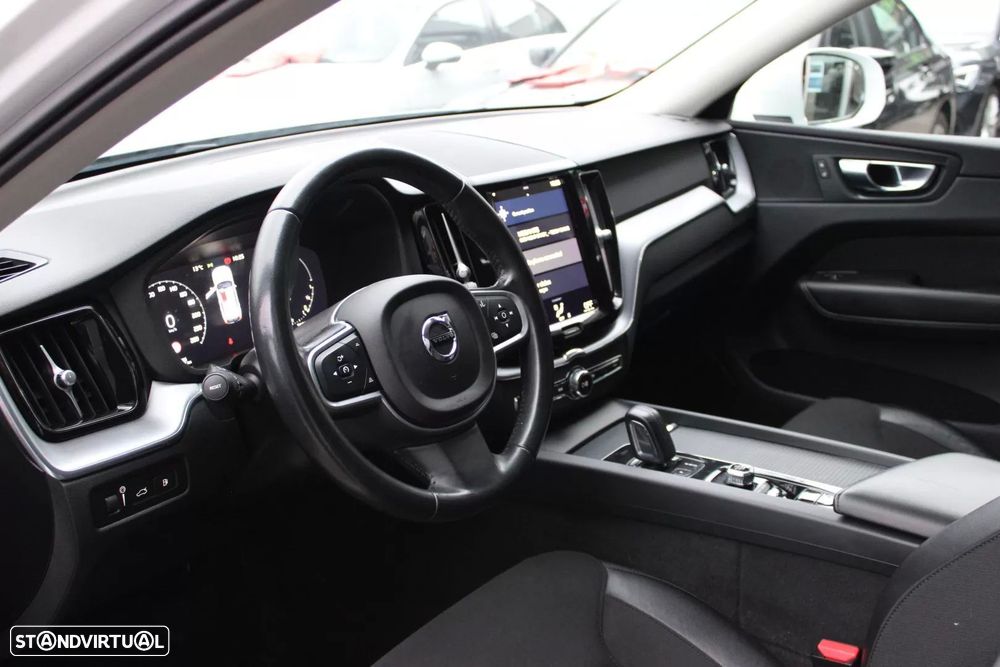 Volvo XC 60 2.0 T6 PHEV Inscription Expression AWD — fotografia 10