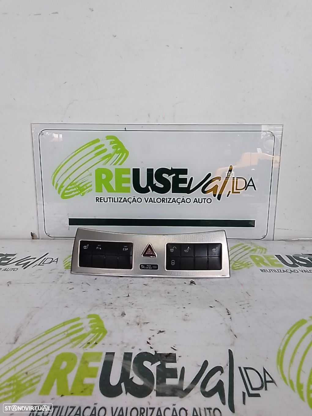 Interruptor Luzes Emergência (4 Piscas) Mercedes-Benz Clk (C209) - 1