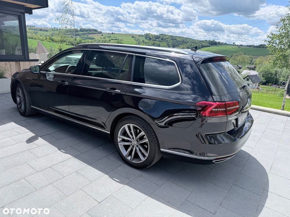 Volkswagen Passat - 2
