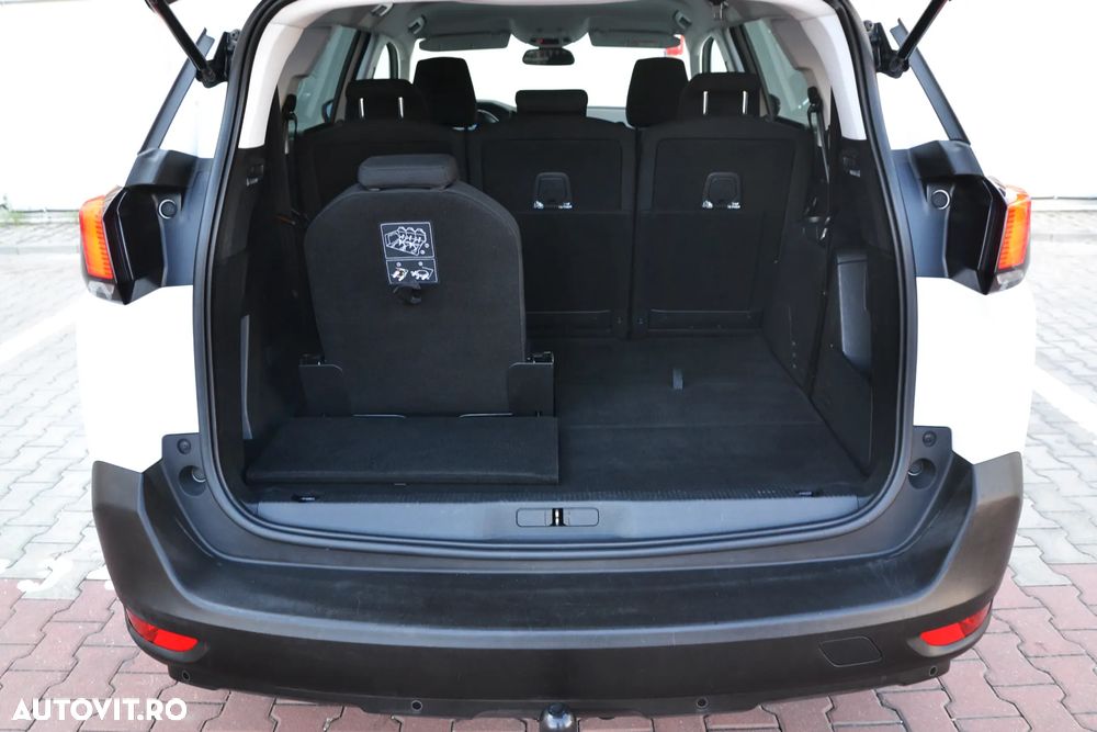Peugeot 5008 1.5 BlueHDI s&s EAT8 Active - 24