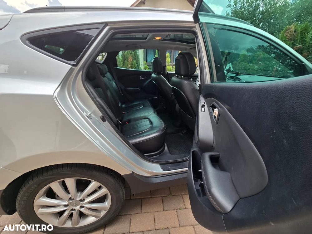 Hyundai ix35 2.0 CRDI 4WD Automatik Premium - 14