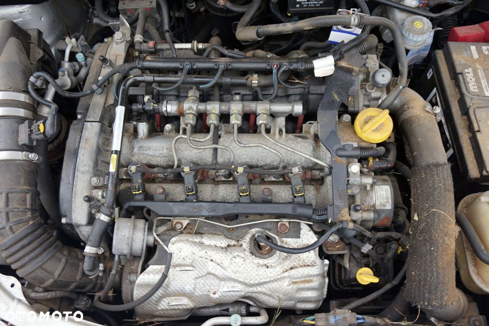 SUZUKI SX4 LIFT HB 2013 ZCC 2.0 DDIS D20AA 135KM 2WD SREBRNY na części - 9