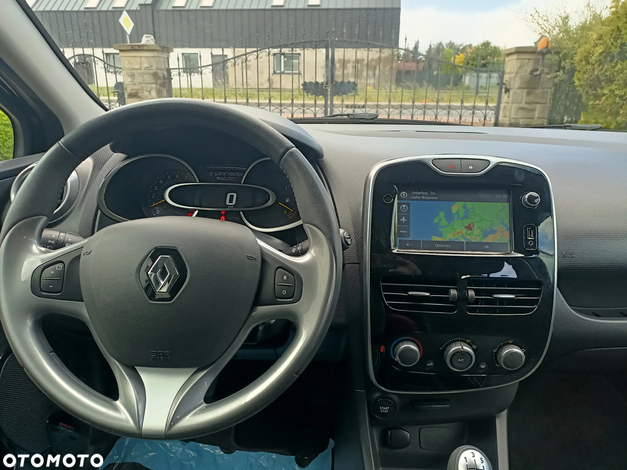 Renault Clio - 12