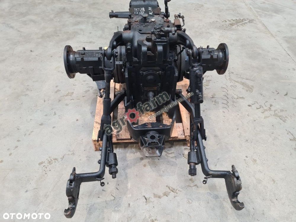 Tylny most New Holland TN70F 44366006 - 4