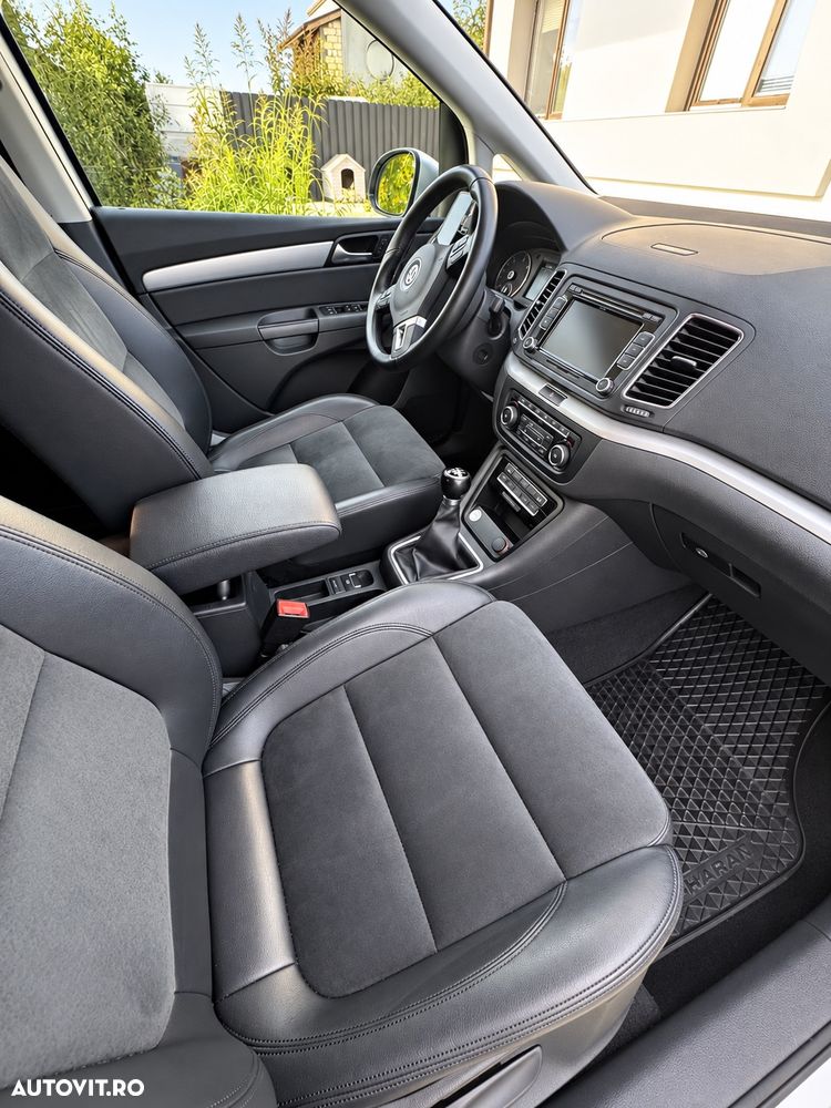 Volkswagen Sharan - 11