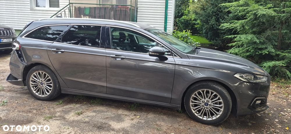 Ford Mondeo 2.0 Hybrid Titanium - 2