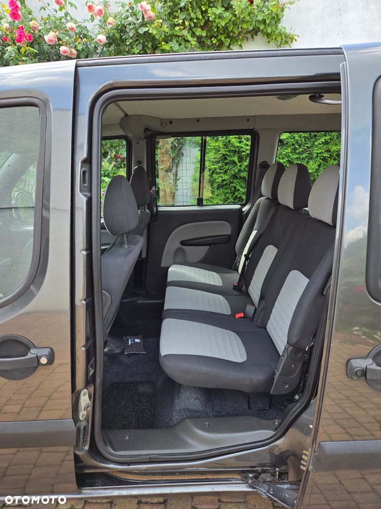 Fiat Doblo 1.4 8V Family - 11