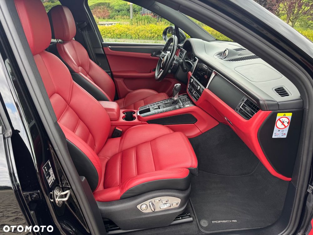 Porsche Macan - 18