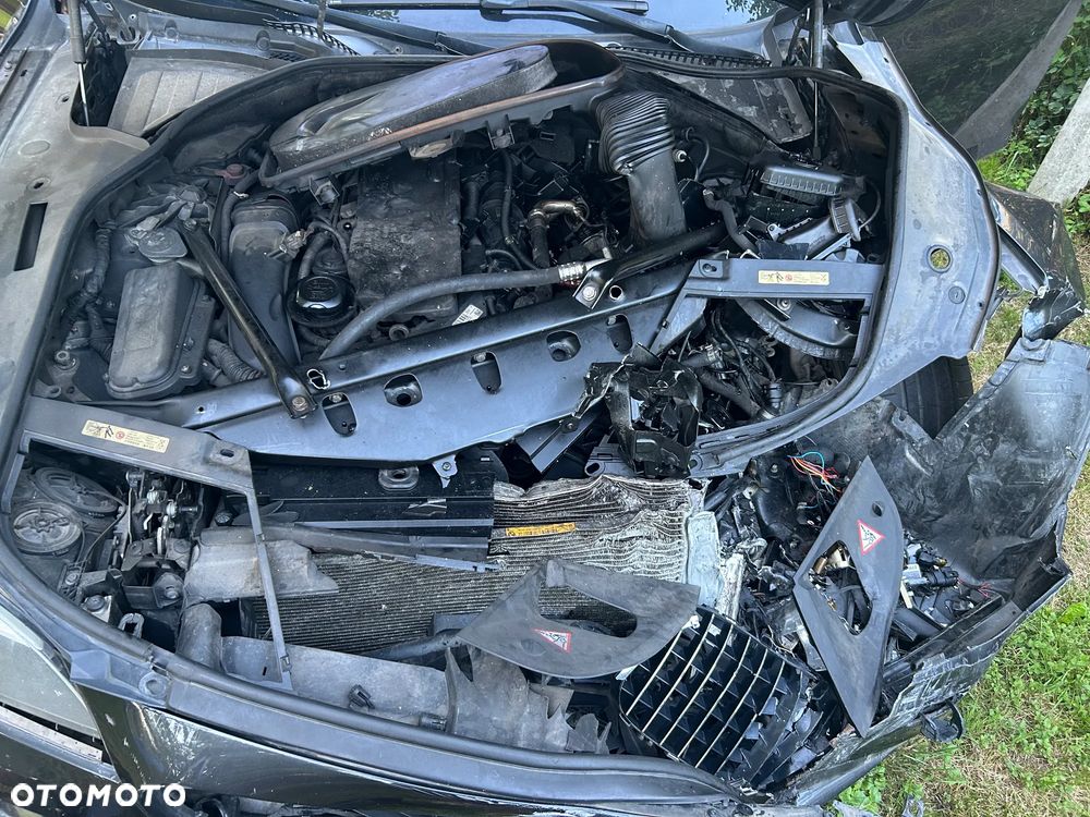 BMW Seria 7 740d - 12
