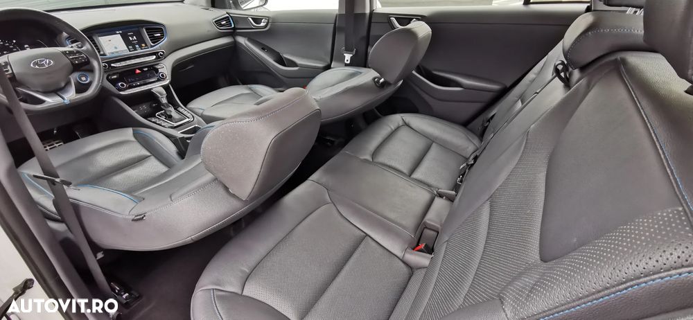 Hyundai IONIQ 1.6 GDI Premium - 7