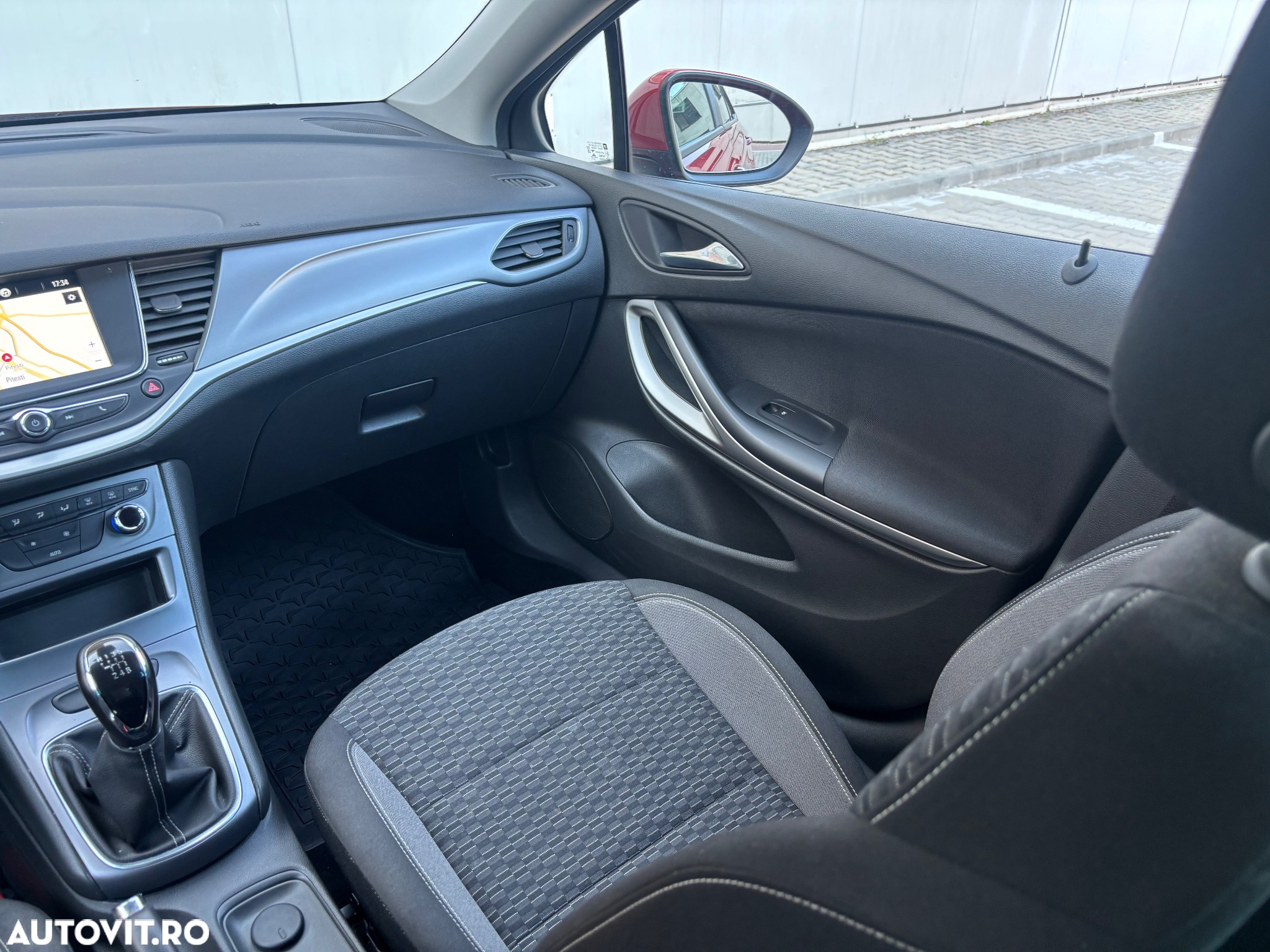 Opel Astra 1.2 Turbo Start/Stop Business Edition - 31