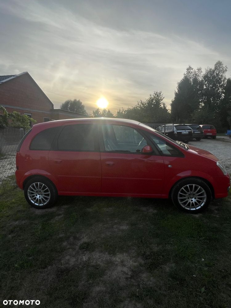 Opel Meriva - 8