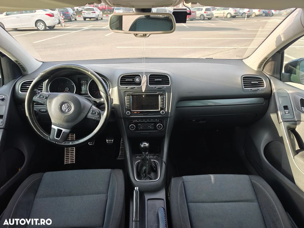 Volkswagen Golf 1.6 TDI DPF Comfortline - 6