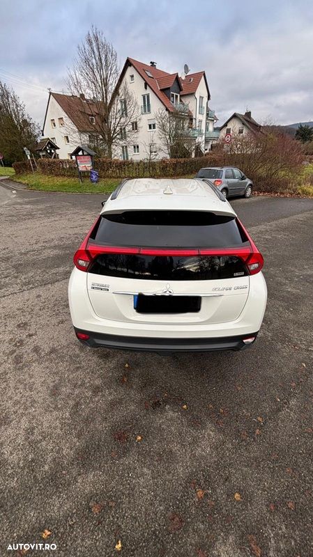 Mitsubishi Eclipse-Cross 1.5-litre 16-valve DOHC MIVEC 4X4 Intense+ Aut. - 17