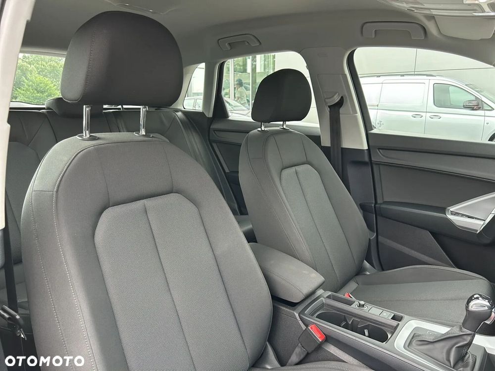 Audi Q3 35 TFSI mHEV Advanced S tronic - 17
