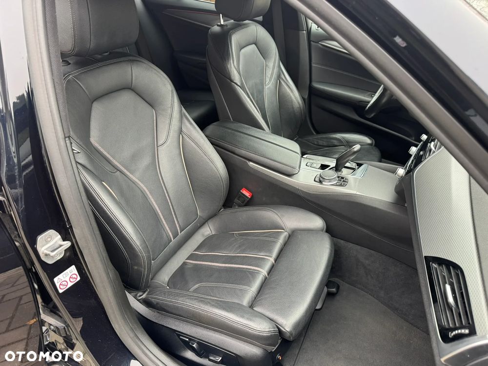 BMW Seria 5 520d M Sport Edition - 24
