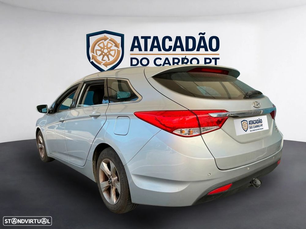 Hyundai i40 SW - 12