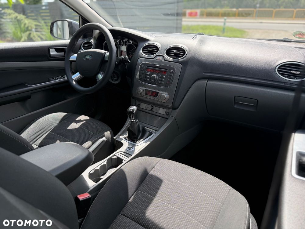 Ford Focus 1.6 Ti-VCT Titanium - 8
