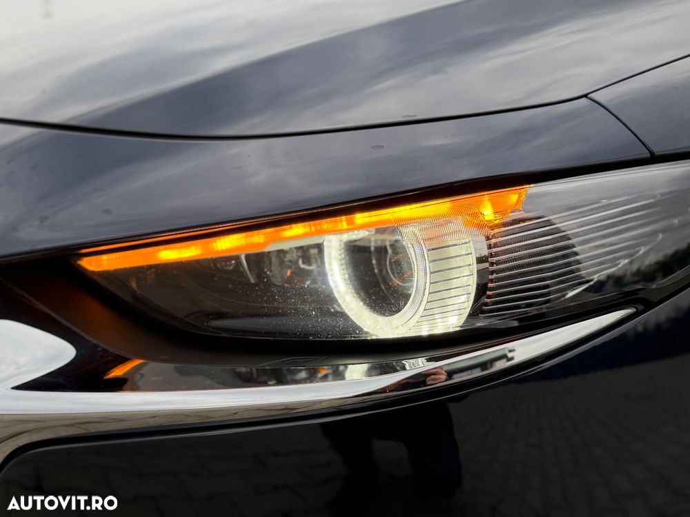 Mazda 3 e-SKYACTIV-X 186 M HYBRID TAKUMI - 14