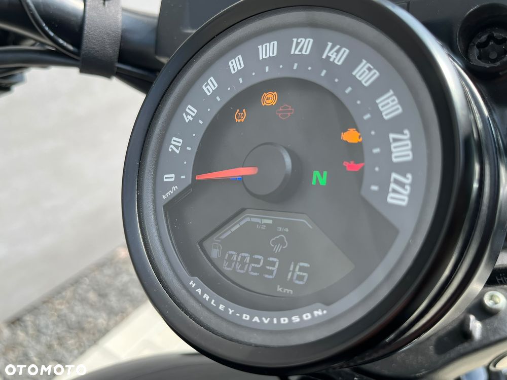 Harley-Davidson Sportster Nightster 975 - 9