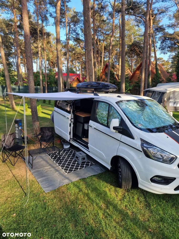 Ford Tourneo Custom - 8