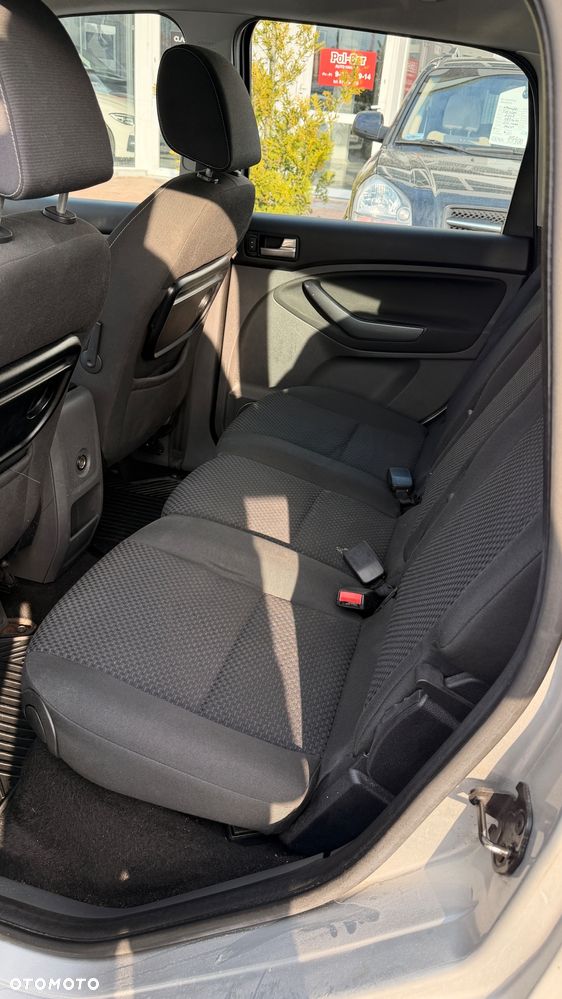 Ford C-MAX 1.8 Ghia - 17