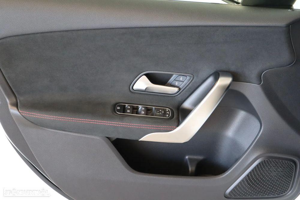 Mercedes-Benz A 180 d AMG Line Aut. - 13