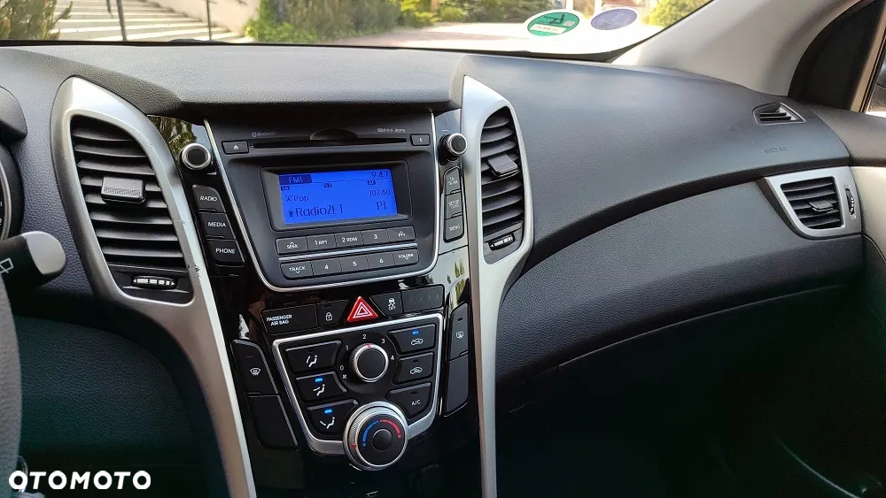 Hyundai i30 1.6 GDI Classic + - 33