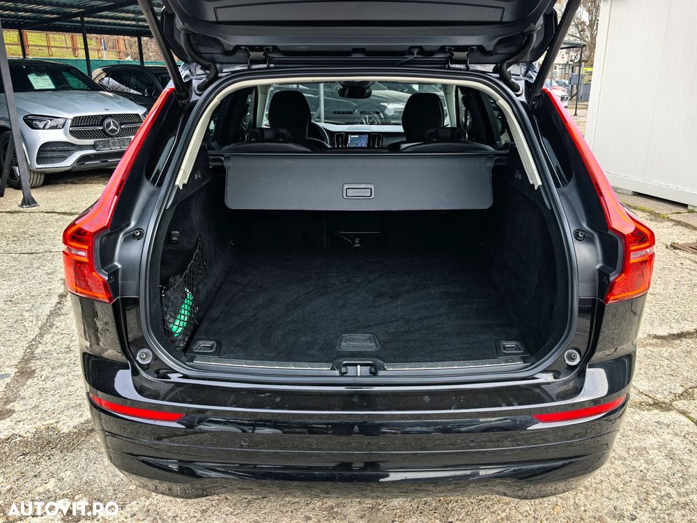 Volvo XC 60 B4 D Geartronic Momentum Pro - 22