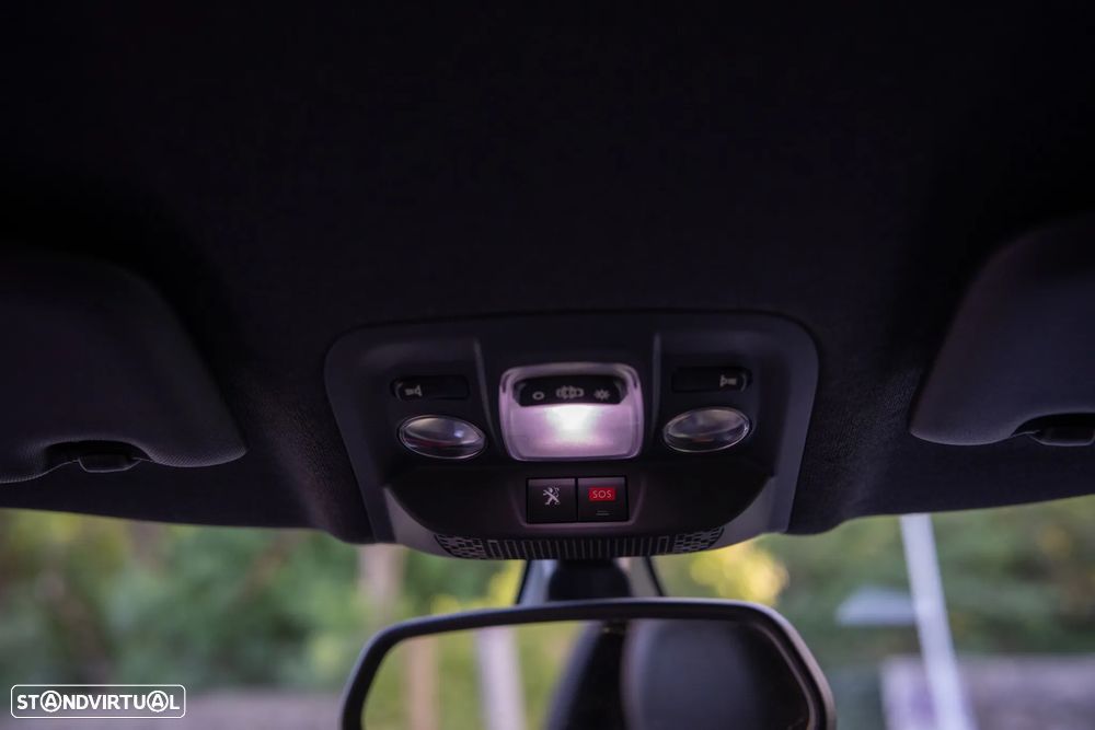 Peugeot 208 THP STOP & START GTi - 13