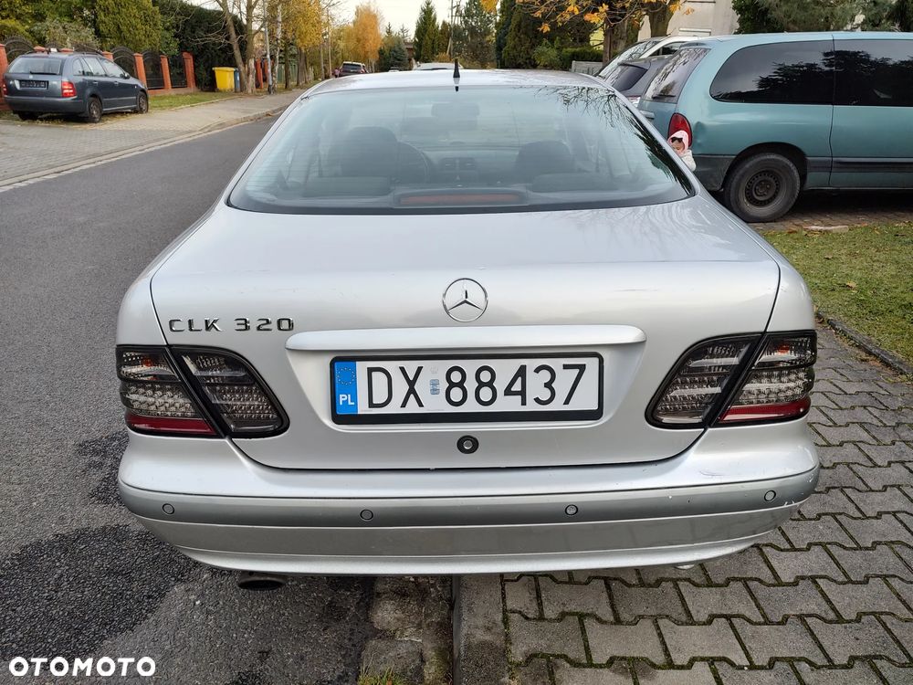 Mercedes-Benz CLK ver-320-elegance - 8