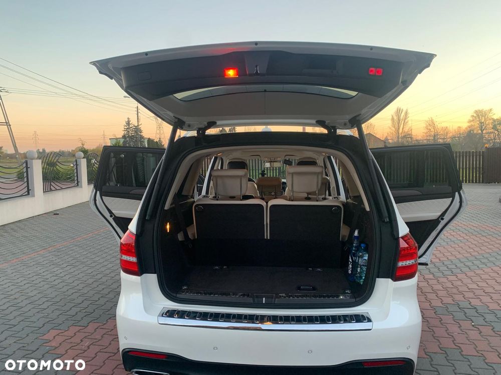 Mercedes-Benz GLS - 10