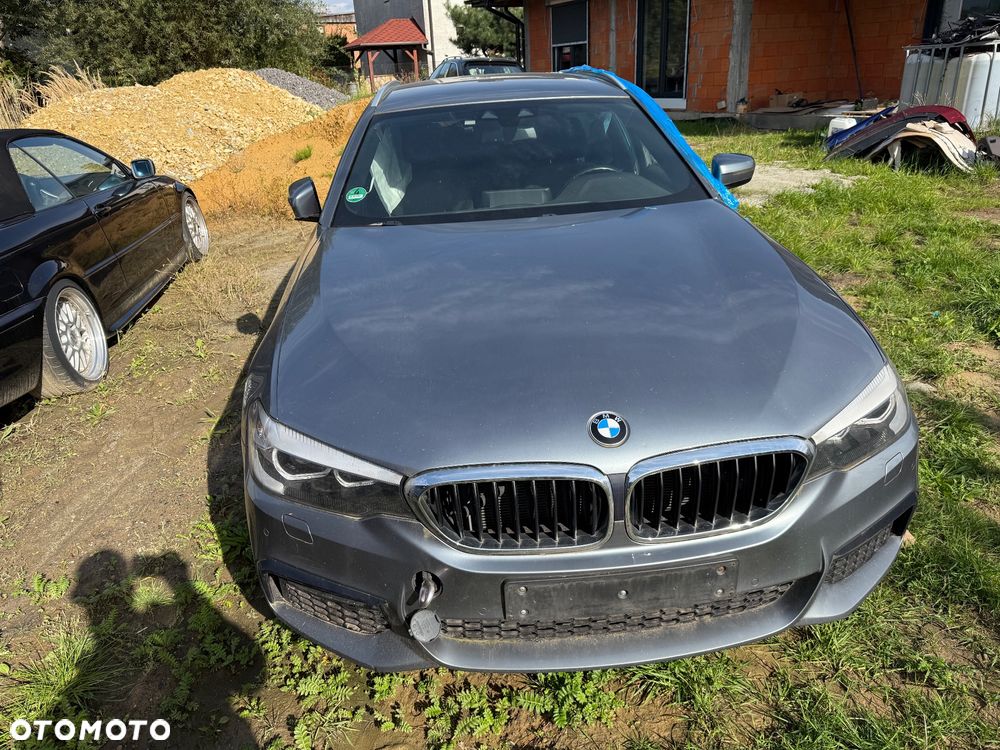 BMW Seria 5 530d Touring Sport Line - 11